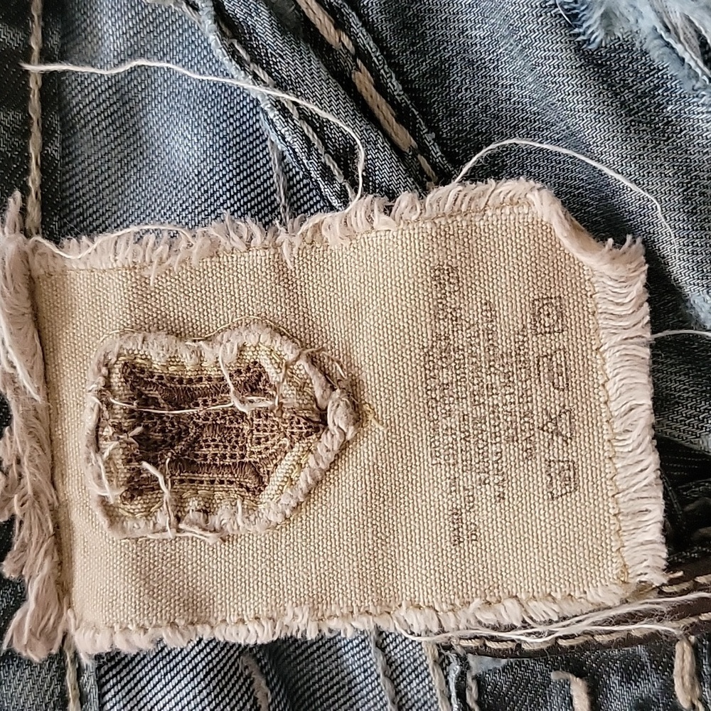 Monarchy Jeans - Picture 5 of 16